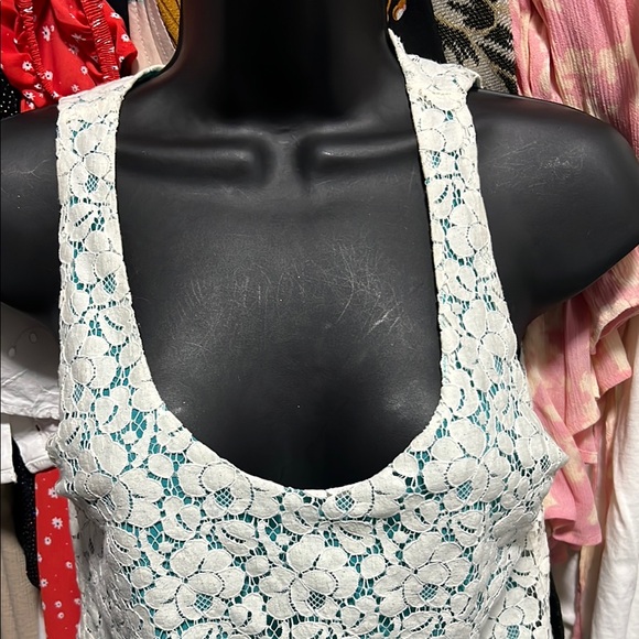 Floral Lace Women's Top - Picture 2 of 10
